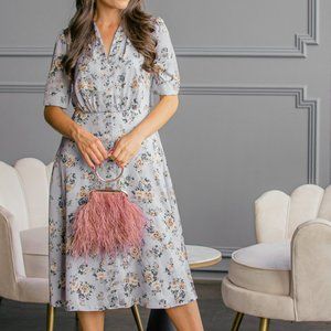 Blue Floral Print Gal Meets Glam Gemma Dress Midi Length V Neck Size 14